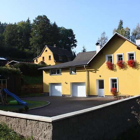 Apartmany Doma Janov nad Nisou Exteriör bild